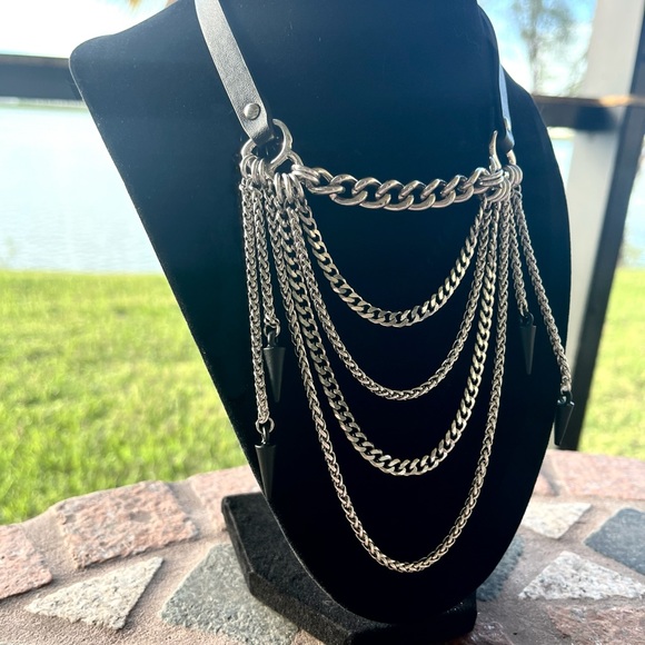 Handmade stainless steel & leather adjustable chain & spikes choker necklace - Picture 13 of 15